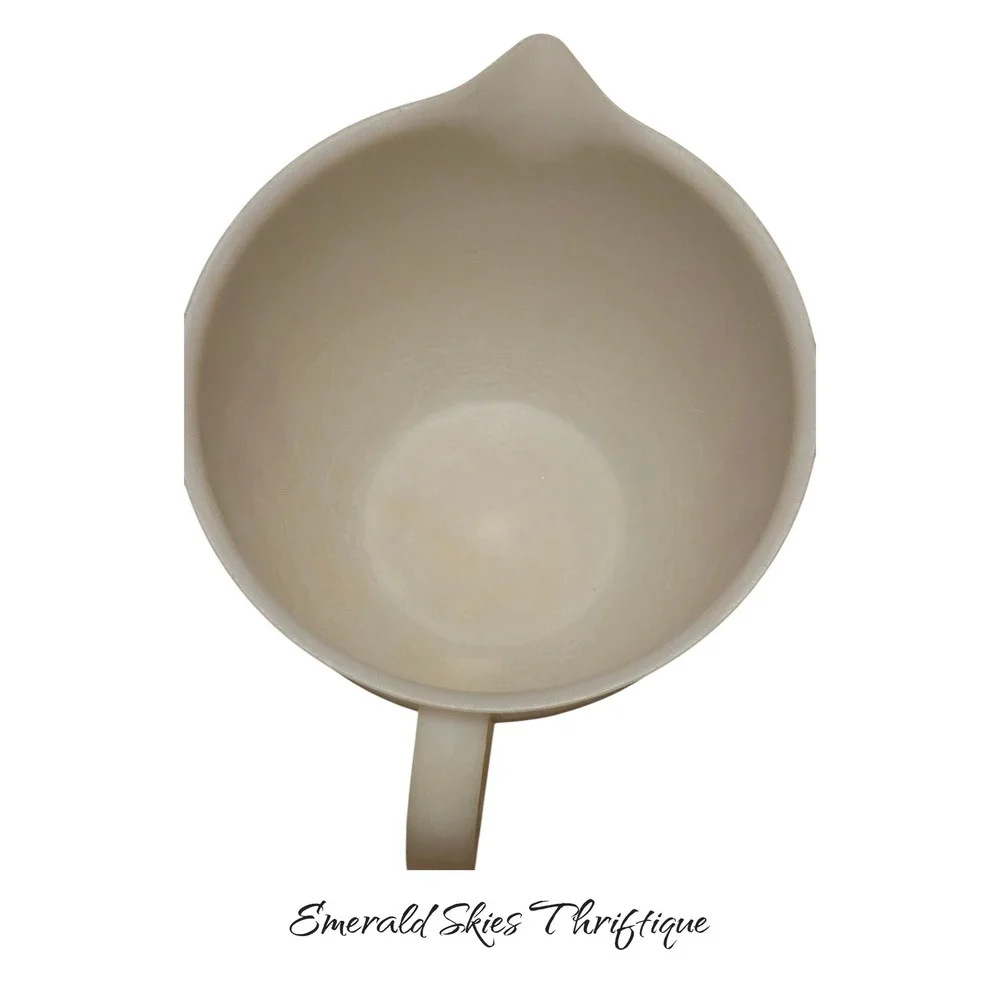 Tupperware Mix N Store 8 Cup 2 Quart Measuring Bowl W/Lid Vintage free ship